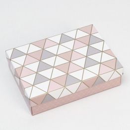 Коробка подарочная Треугольники, 21 х 15 х 5 см 6895517