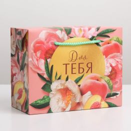 Пакет—коробка Flower, 23 × 18 × 11 см