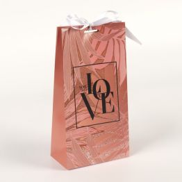 Картонный пакет Любовь, с лентой, 25 х 13 х 7 см